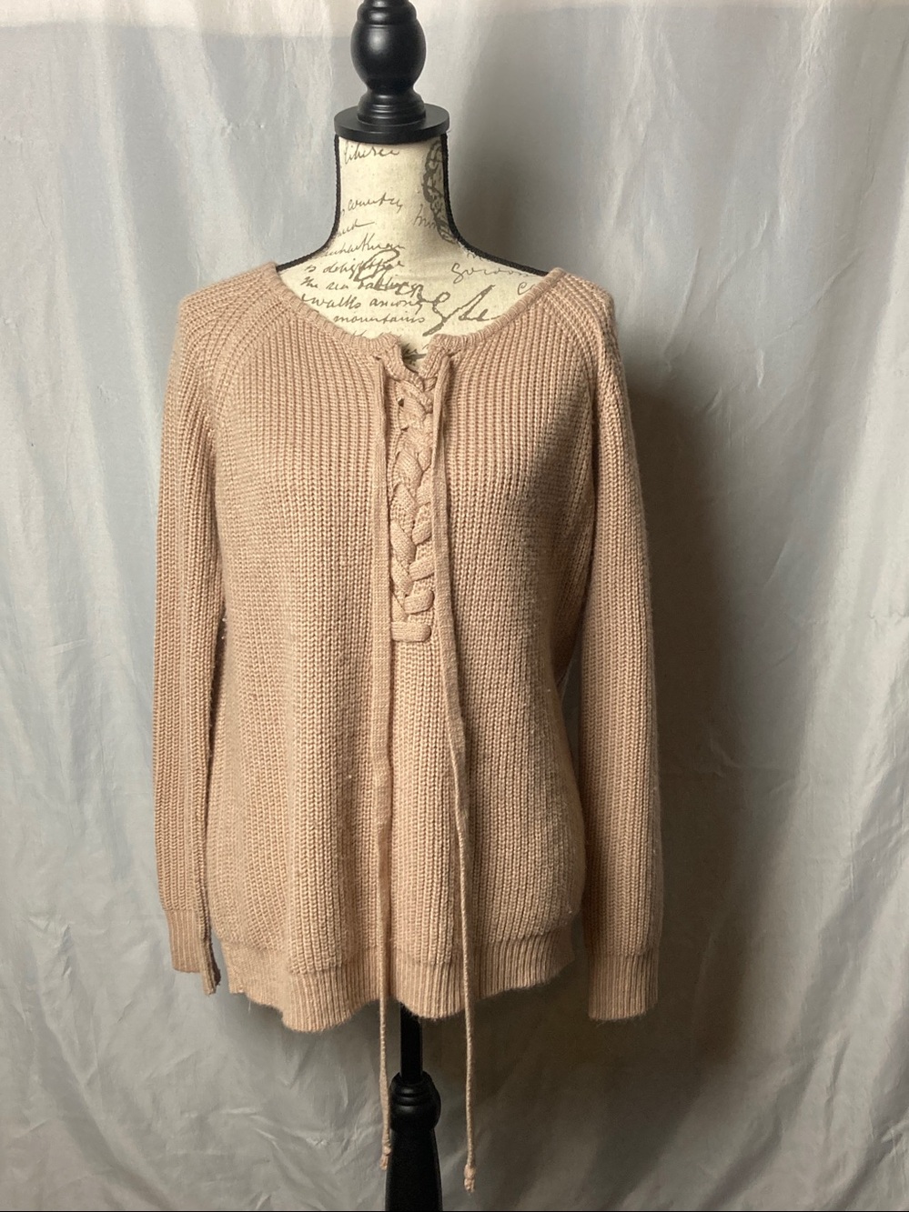 Windsor size medium light tan cozy sweater great condition